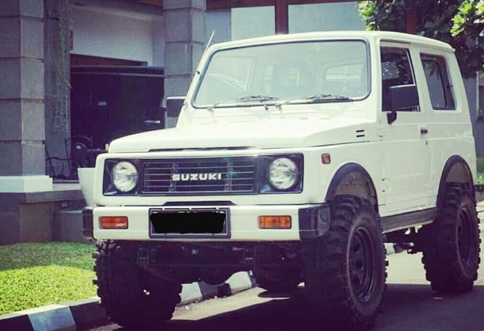 Ilustrasi Suzuki Jimny SJ410