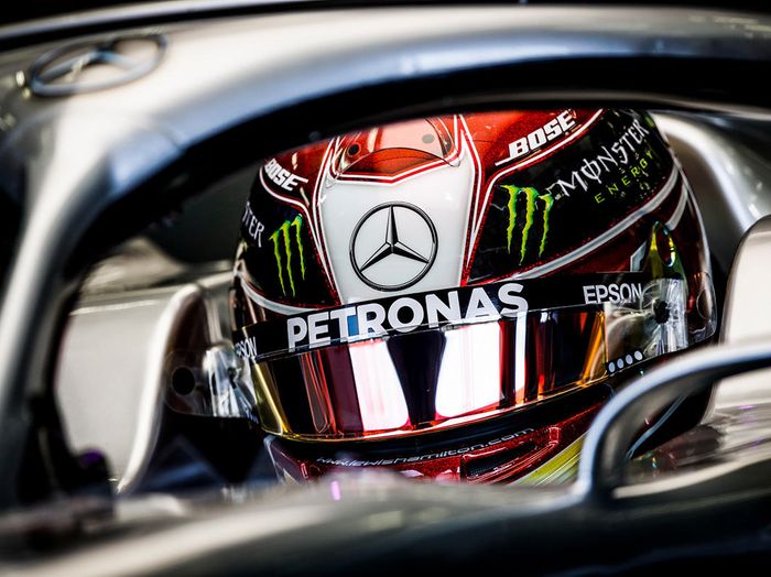 Lewis Hamilton menyebut , di masa lalu trek Bahrain niasanya tidak cocok untuk mobil Mercedes
