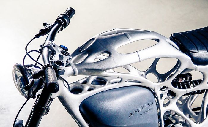 Light Rider ditenagai baterai 6 kilowats