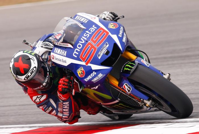 Jorge Lorenzo pun merasakan gelar juara dunia pada musim 2010, 2012, dan 2015 bersama Yamaha