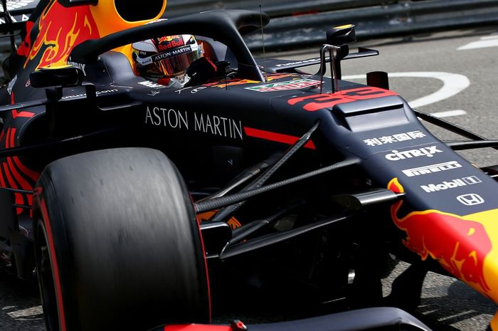 Max Verstappen akan start dari urutan ketiga pada balapan F1 Monako
