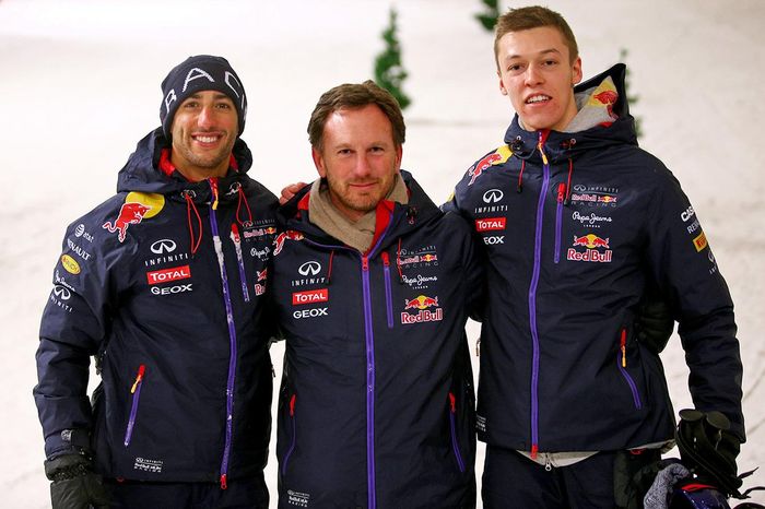 Daniil Kvyat (kanan) saat jadi rekan setim Daniel Ricciardo di tim Red Bull