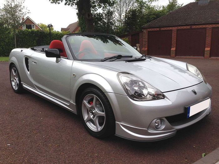 toyota MR2 seri spyder W30