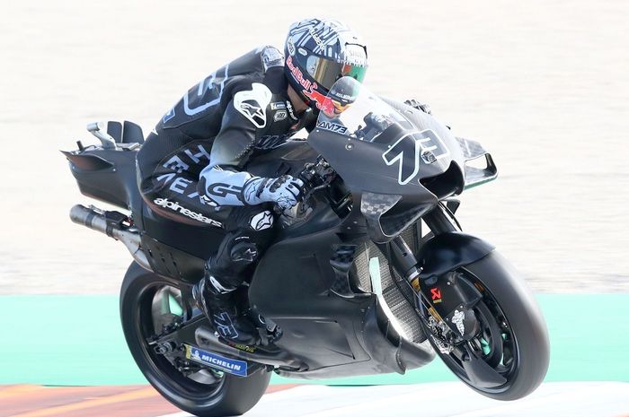 Setelah tiga musim bersama Honda, Alex Maquez dibuat kaget dengan kesan pertama motor Ducati Desmosedici GP pada tes MotoGP Valencia 2022