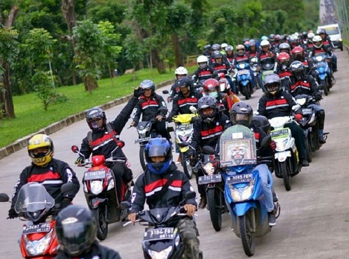 Keseruan acara "Touring Suzuki Bersatu" di Lembang