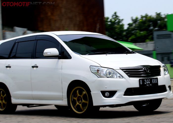 Gambar Foto 76+ Modifikasi Mobil Innova Terbaru Paling Terbaru