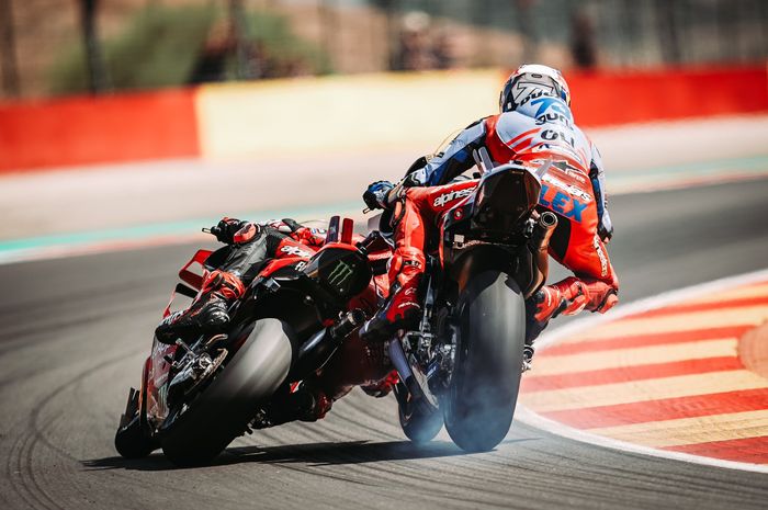 Crash Pecco Bagnaia dan Alex Marquez di MotoGP Aragon 2024 menjadi kontroversi