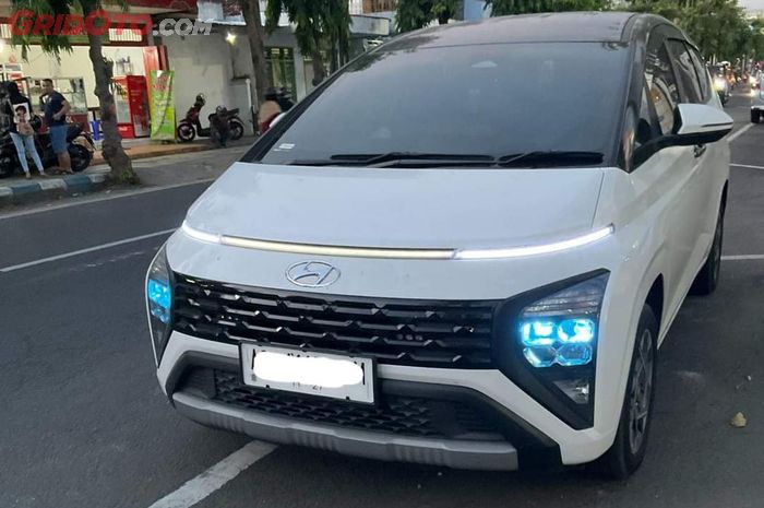Modifikasi Hyundai Stargaze Prime two tone milik Vincent asal Tulungagung, Jawa Timur