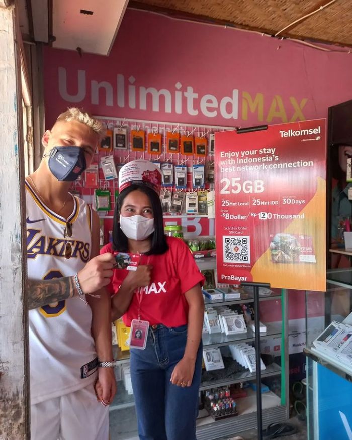 Fabio Quartararo sudah sampai di Mandalika, langsung mampir ke konter HP andalannya