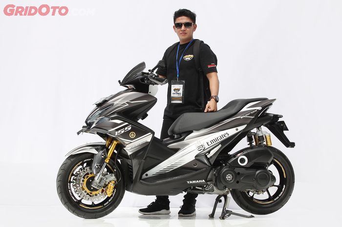 Yamaha Aerox Simple Elegant Emirates Customaxi Yogyakarta