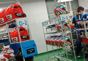 Mengenal Lebih Dalam Helm SHOEI, Mulai 