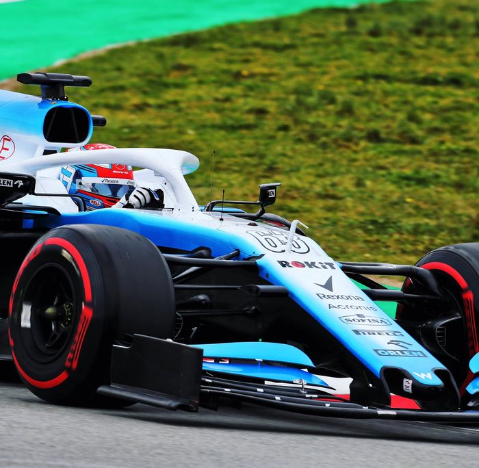 Tim Williams telat bergabung dalam tes pramusim F1 2019 periode pertama, karena mobil FW42 kurang persiapan