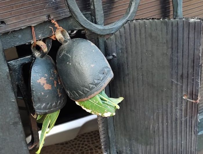 Modus maling motor lonceng pagar disumpal menggunakan daun