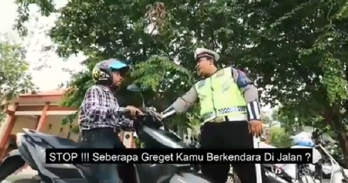 Cuplikan video kocak 'seberapa greget kamu' versi Satlantas Polres Lamongan
