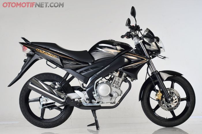 Yamaha V-Ixion Facelift (2010-2012)