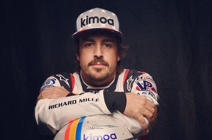 Fernando Alonso mengawali kegiatan tahun 2018 mengikuti balapan di Daytona 24 Jam di Amerika