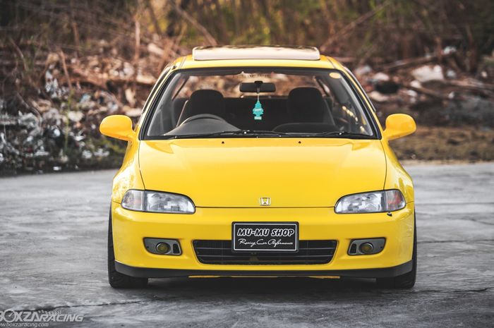 Eksterior modifikasi Honda Civic Estilo dibuat clean dan minimalis