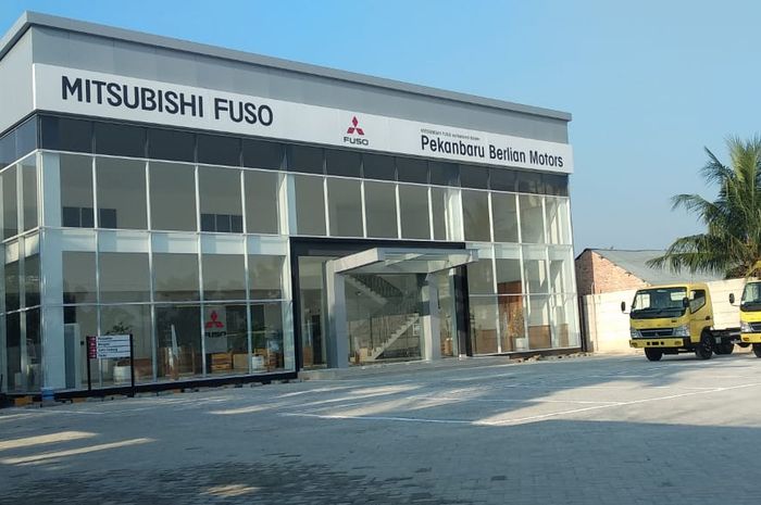 Dealer Mitsubishi Fuso di Pekanbaru