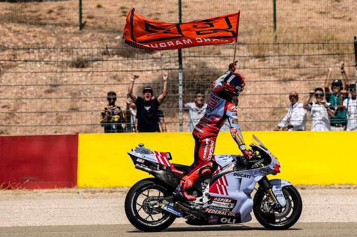 Marc Marquez malah ke garasi Honda saat menang pertama kali dengan motor Ducati