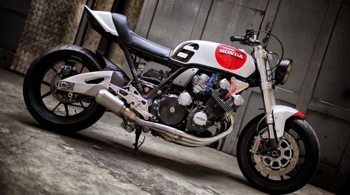 Honda CBX1000 custom streetfighter dari Tony&rsquo;s Toy Custom Motorcycles