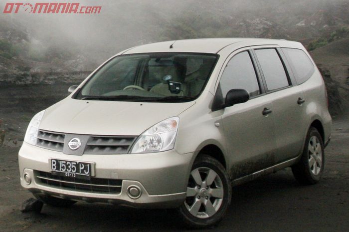 Nissan Grand Livina