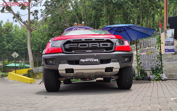 Tampilan sangar Ford Ranger Raptor 