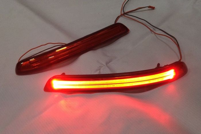 LED bar bumper di Toyota Innova reborn