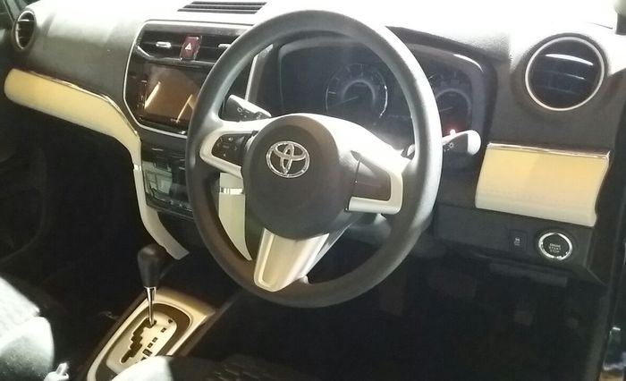 Toyota All New Rush. tampilan interior baru