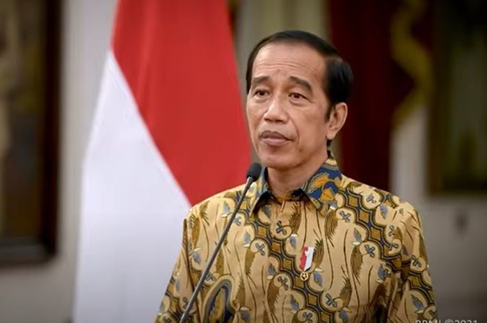 Presiden Jokowi resmi perpanjang PPKM Level 4