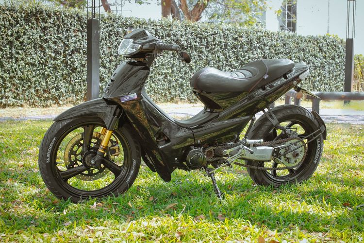 Honda Supra Fit Sangar Pakai Jok Unik Dan Kaki Kaki Superkekar Gridoto Com