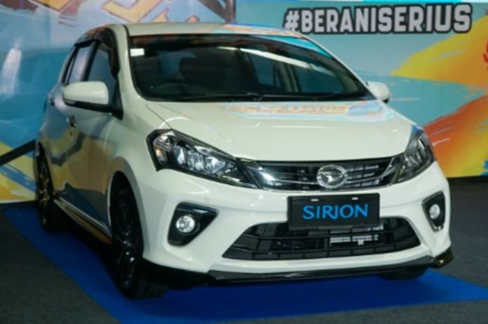 Kisaran harga Daihatsu Sirion seken tahun 2018.