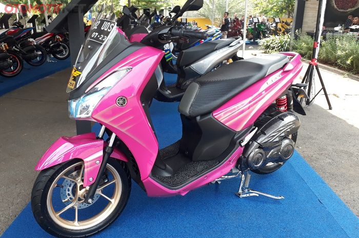 Cantiknya Yamaha Lexi Cewek Nampang Di Karpet Biru Gridoto Com