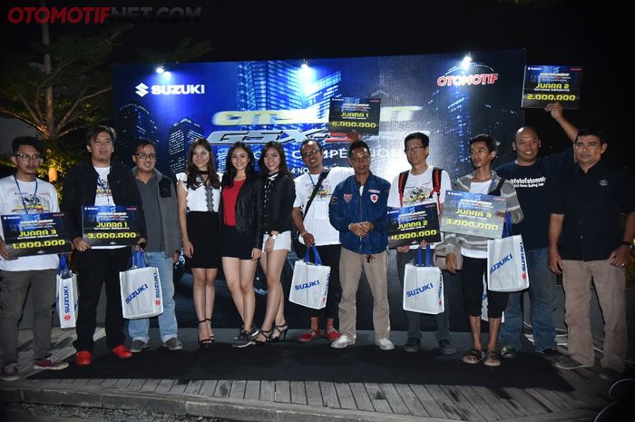 Para pemenang Citylight GSX-S150 Photo Competition kolaborasi tabloid OTOMOTIF dan PT Suzuki Indomobil Sales (SIS)