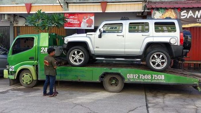 Mobil Hummer yang berhasil disita KPK