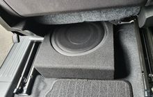 Cara Upgrade Audio Mobil Bekas Tanpa Bikin Aki Tekor, Pasang Subwoofer Enggak Bisa Sembarangan