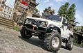 Bali Punya Gaya, Kombo Suzuki Jimny Dengan Jeep Cherokee Makin Macho