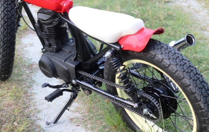 Honda CG125 custom chopper-bobber besutan FNG Works