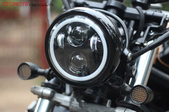 Spek Daya Lampu Daymaker Desain Klasik Teknologi Modern 