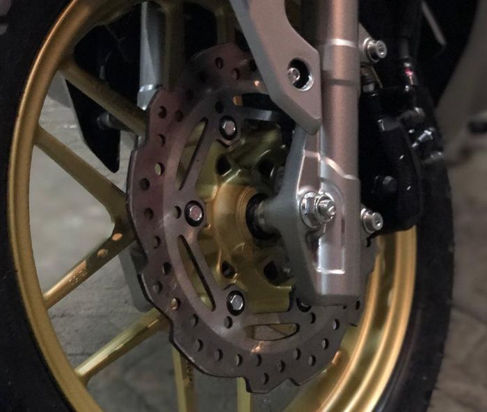 Honda ADV150 modifikasi