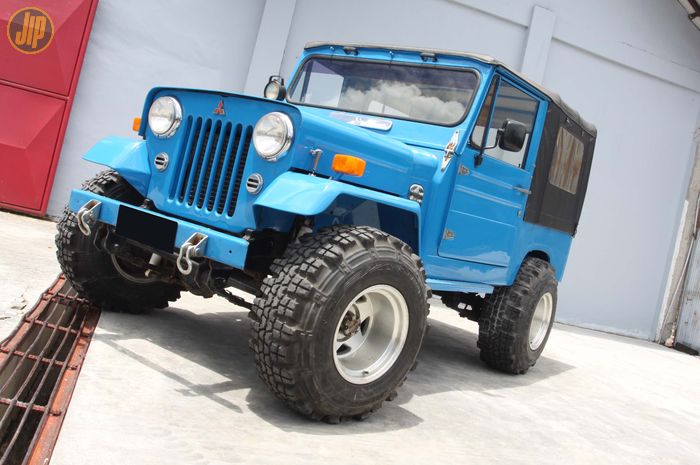 Willys Mitsubishi