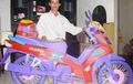 Kreatif! Honda Revo dan Sebuah Helm Bukan Kaleng-Kaleng, Bahan Dari Plastik Sedotan