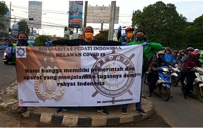 Apresiasi terhadap berbagai pihak termasuk pemerintah tertulis di poster Pedati Indonesia