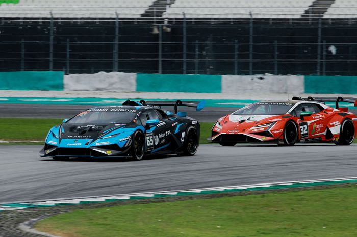 Lamborghini Super Trofoe Asia 2024 di sirkuit Sepang, Malaysia.