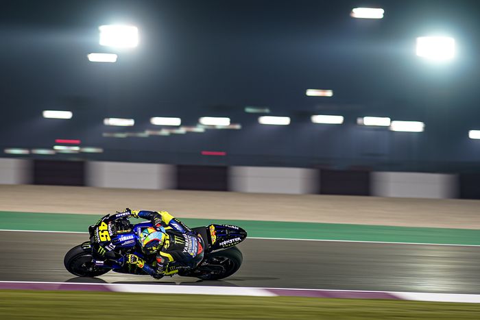 Valentino Rossi menjalani tes pramusim MotoGP Qatar di sirkuit Losail hari Sabtu (22/2)