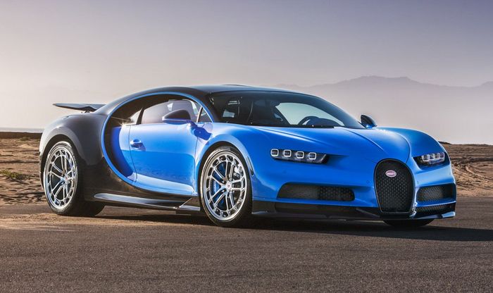 Bugatti Chiron dengan pelek Vossen