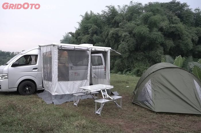 Toyota Hiace Motorhome, camping dimana aja jadi!