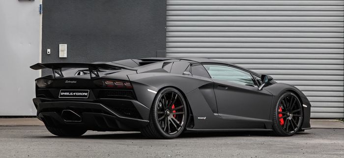 Modifikasi Lamborghini Aventador garapan Wheelsandmore