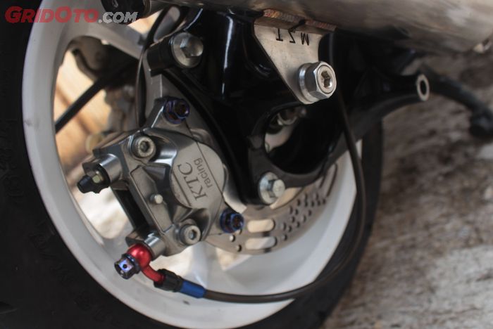 Kaliper rem belakang Yamaha NMAX pakai KTC 2p