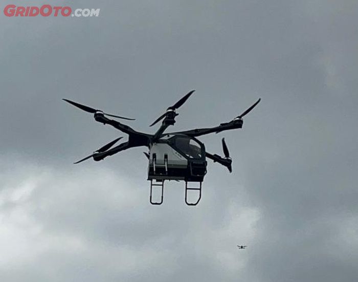 Demo terbang Aridge Land Aircraft Carrier