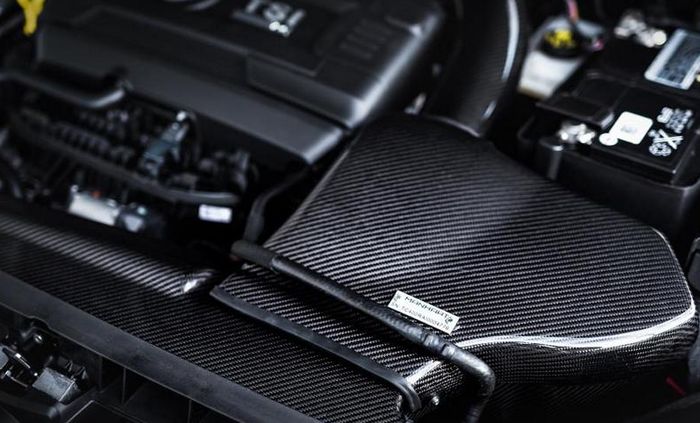 VW Golf R hasil garapan Manhart